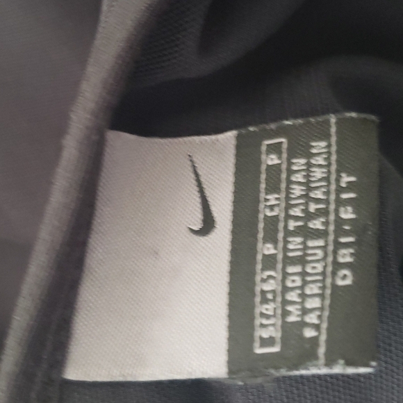 Nike Athletic top - Picture 6 of 6